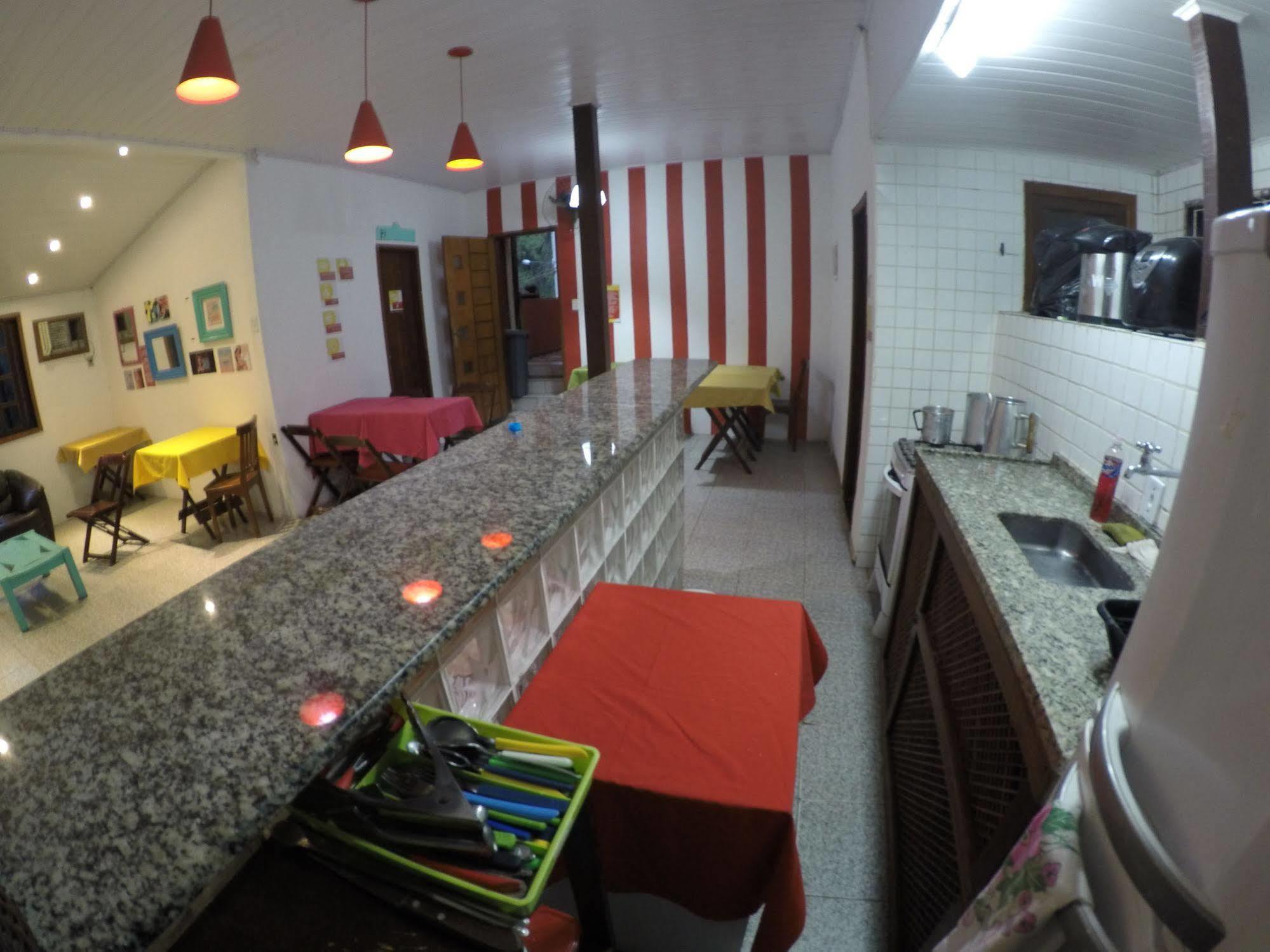 Beach House Ilha Grande Hostel Экстерьер фото