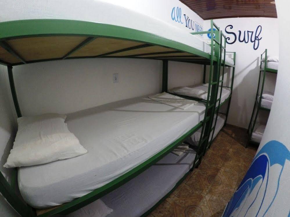Beach House Ilha Grande Hostel Экстерьер фото